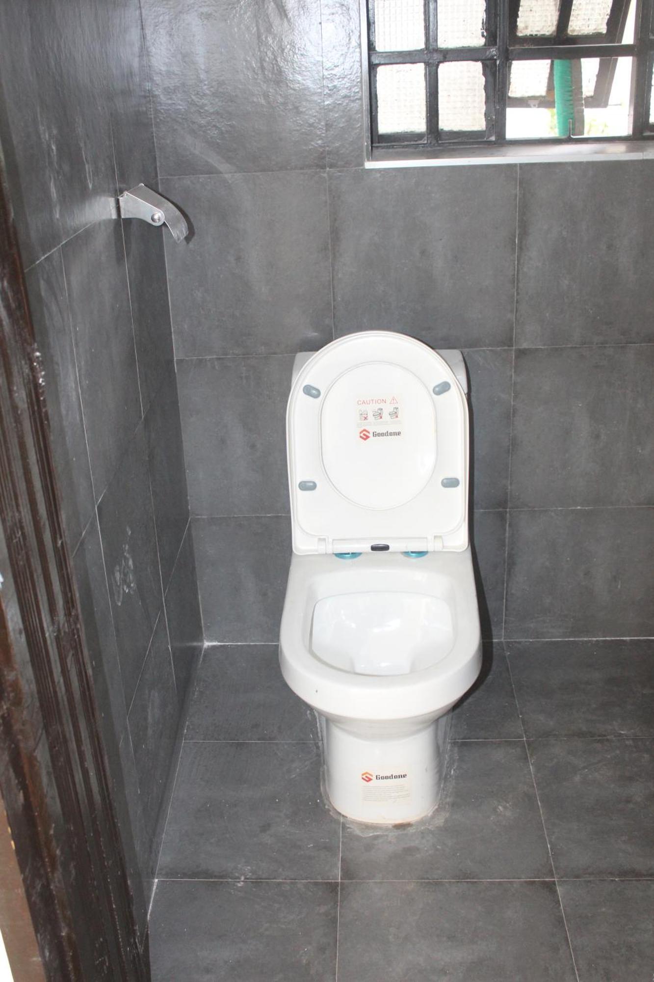 Eshborns House - Near Jomo Kenyatta International Airport And Sgr With Shuttle Services Syokimau Ngoại thất bức ảnh
